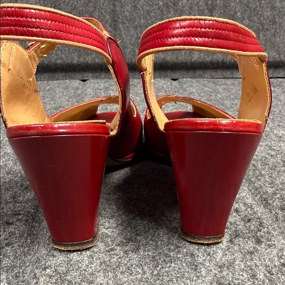 Vintage 1940’s Elegant Red Peep-Toe Heels by The Red Cross Shoe Corp - Picture 15 of 16